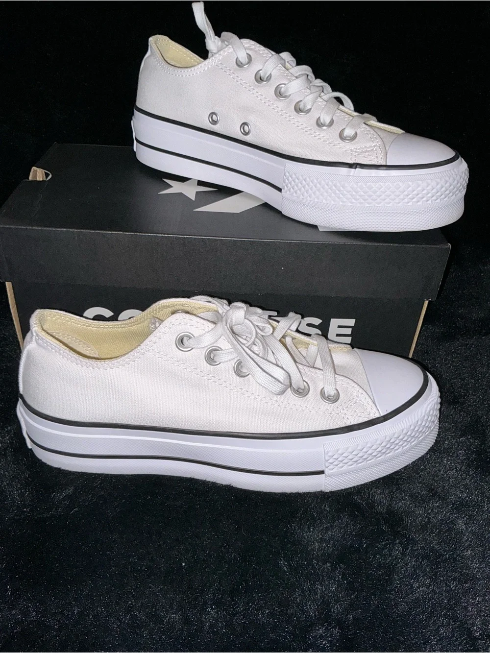 Converse Chuck Taylor All-Star Lift Platform Low Canvas Sneakers Size 6 - Picture 2 of 5